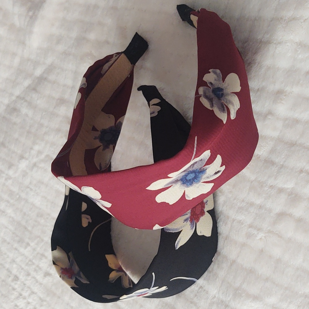 2 Floral Headbands - Picture 3 of 6